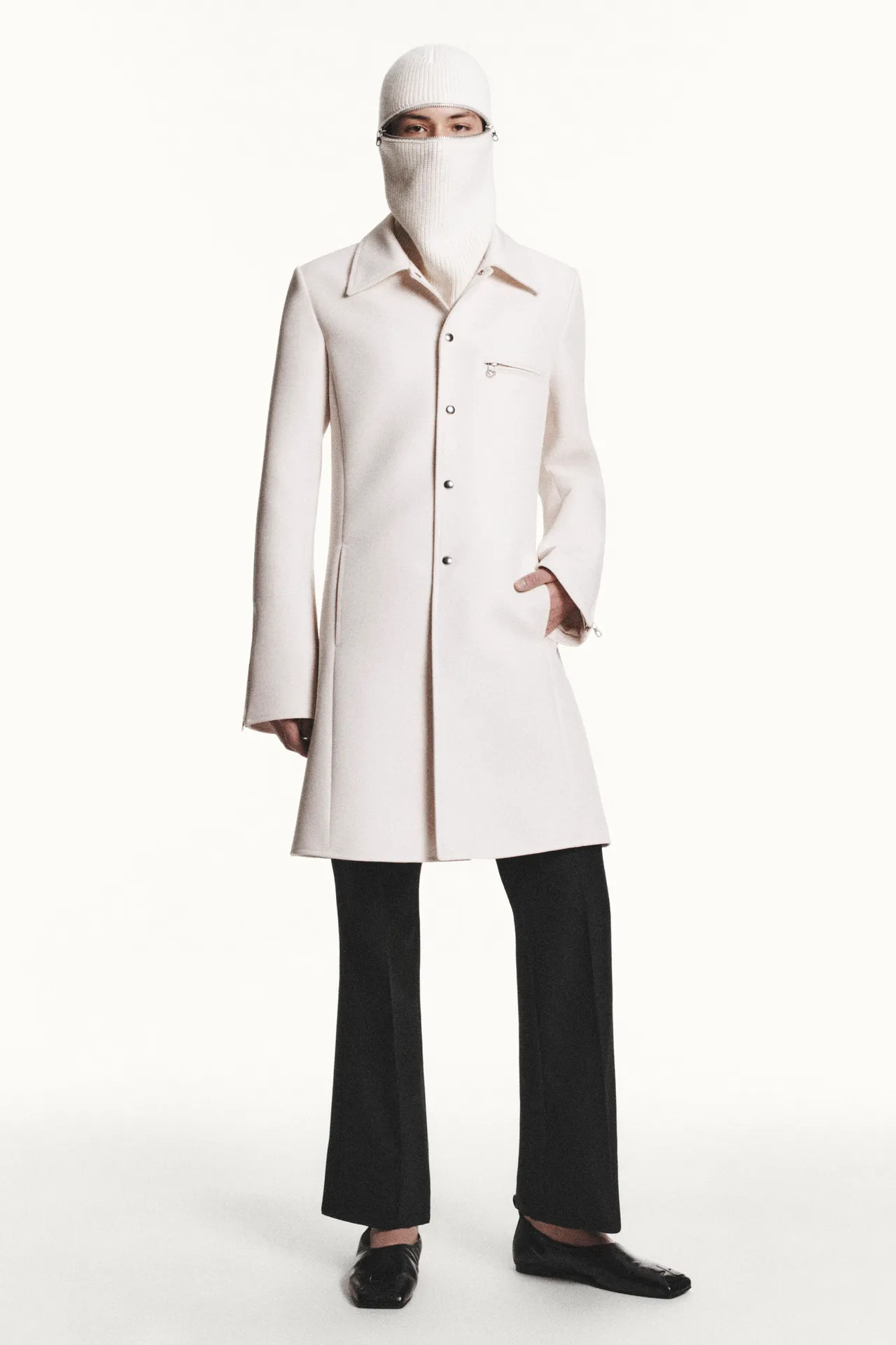 00015-courreges-pre-fall-2024-credit-brand_15_11zon