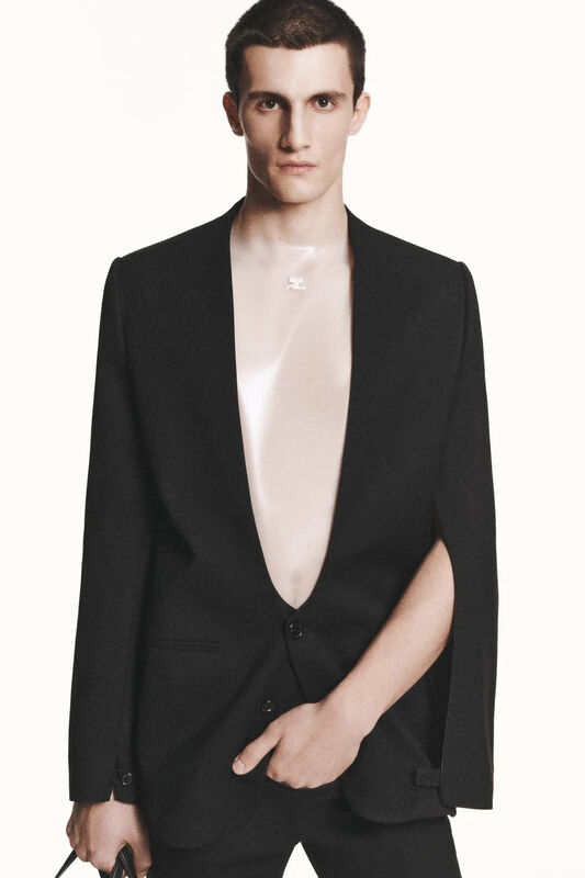 00040-courreges-pre-fall-2024-credit-brand_40_11zon