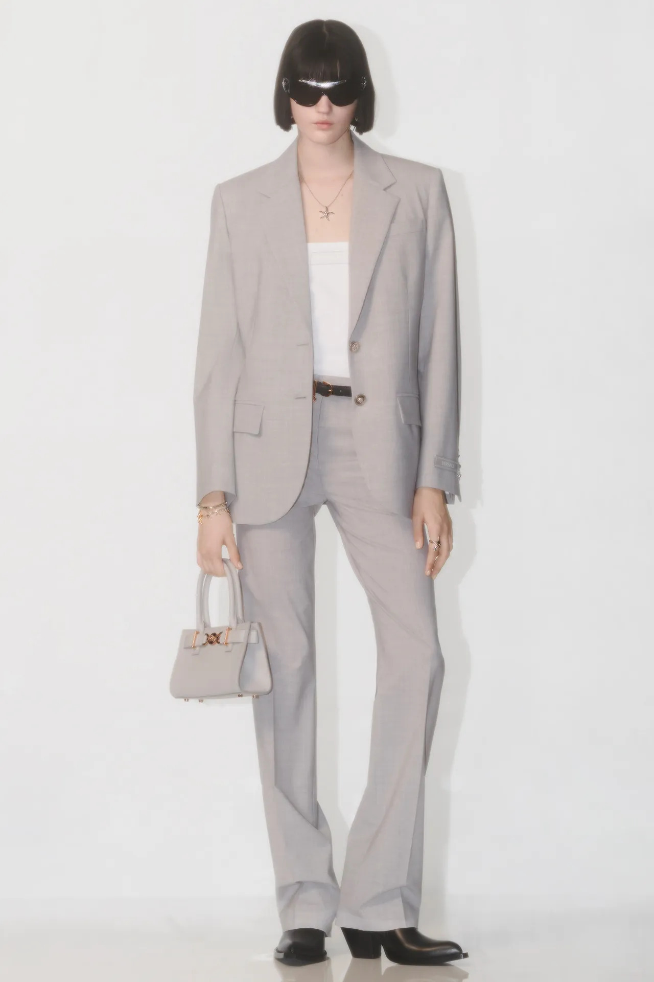 00002-versace-prefall-2024-credit-brand_39_11zon