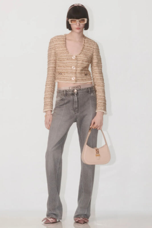 00008-versace-prefall-2024-credit-brand_30_11zon