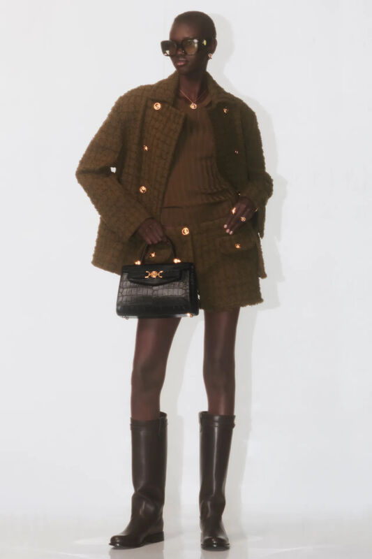 00020-versace-prefall-2024-credit-brand_24_11zon