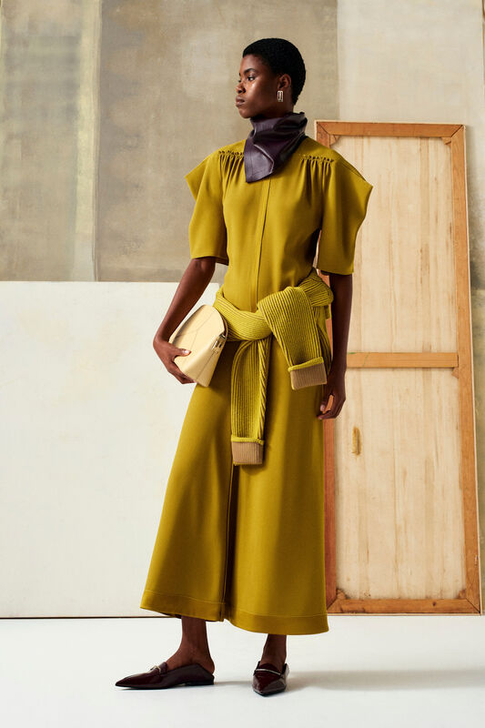 Victoria Beckham PreFall PO F24 013