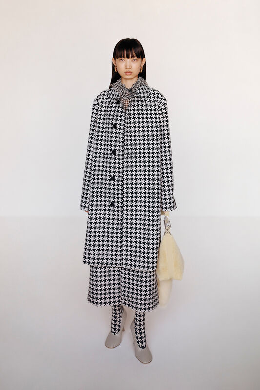 Burberry Resort PO S24 012