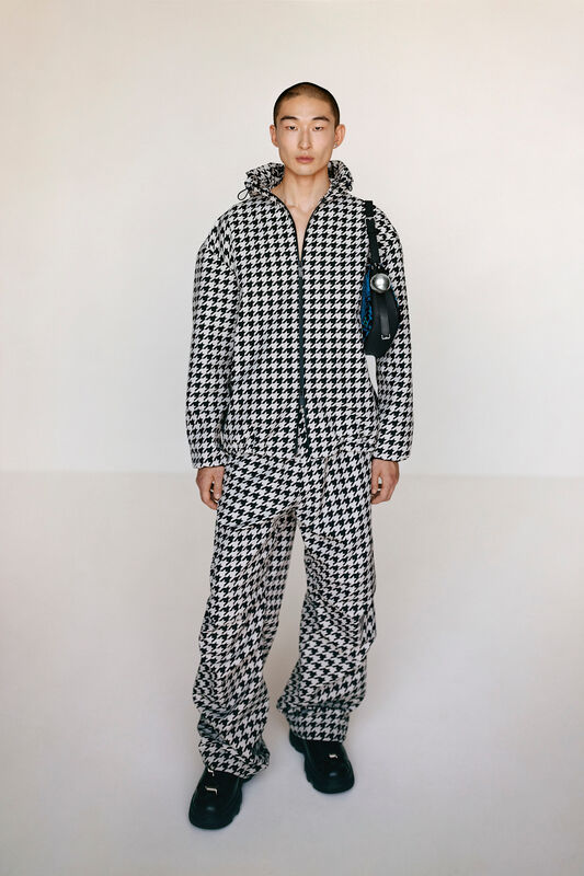 Burberry Resort PO S24 021