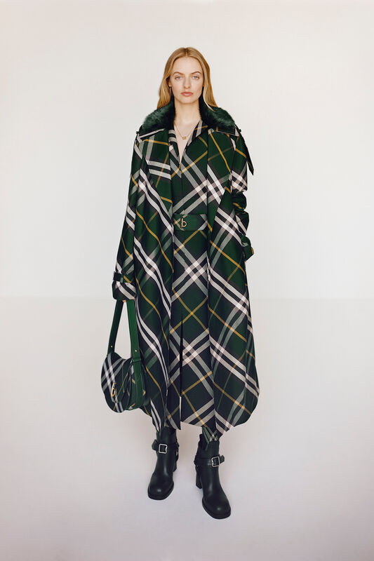 Burberry Resort PO S24 042