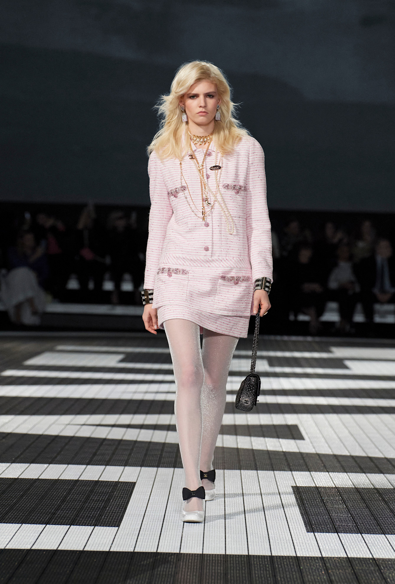 Chanel Resort PO S24 013
