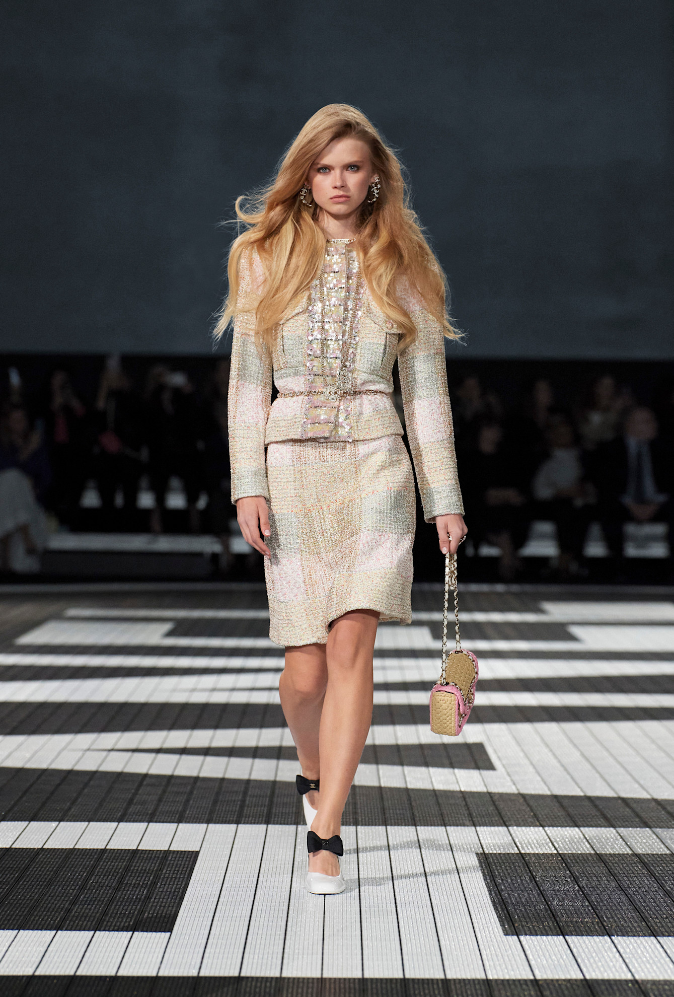 Chanel Resort PO S24 014