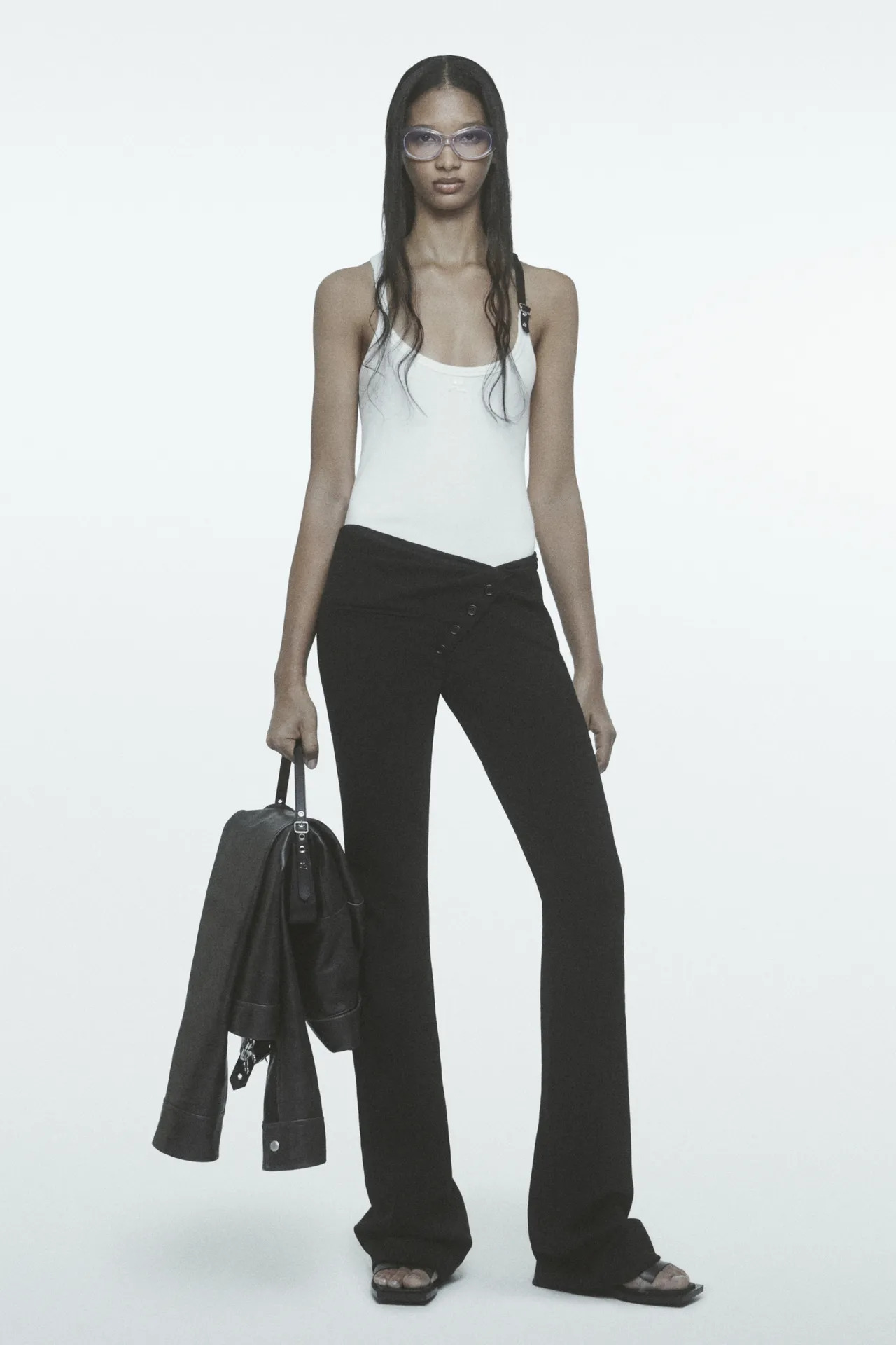 00006-courreges-spring-2024-menswear-credit-brand_6_11zon