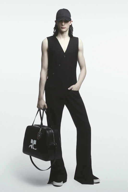 00002-courreges-spring-2024-menswear-credit-brand_2_11zon