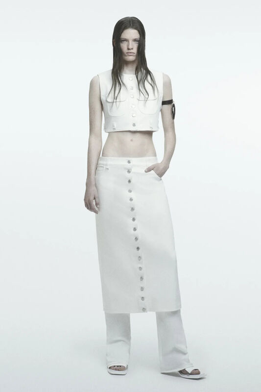 00018-courreges-spring-2024-menswear-credit-brand_18_11zon
