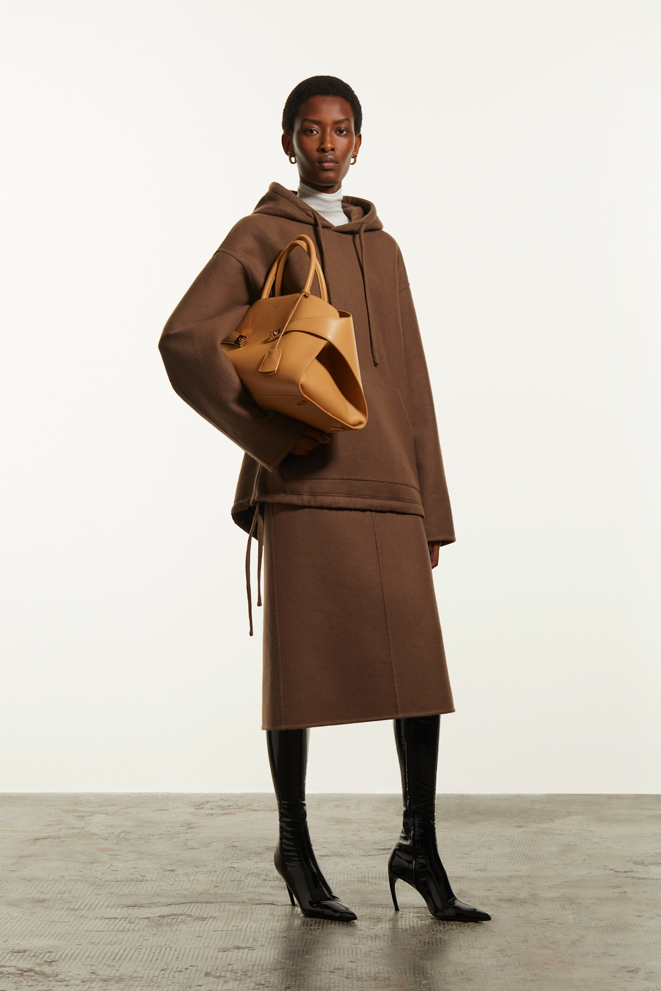 Ferragamo Resort PO S24 013