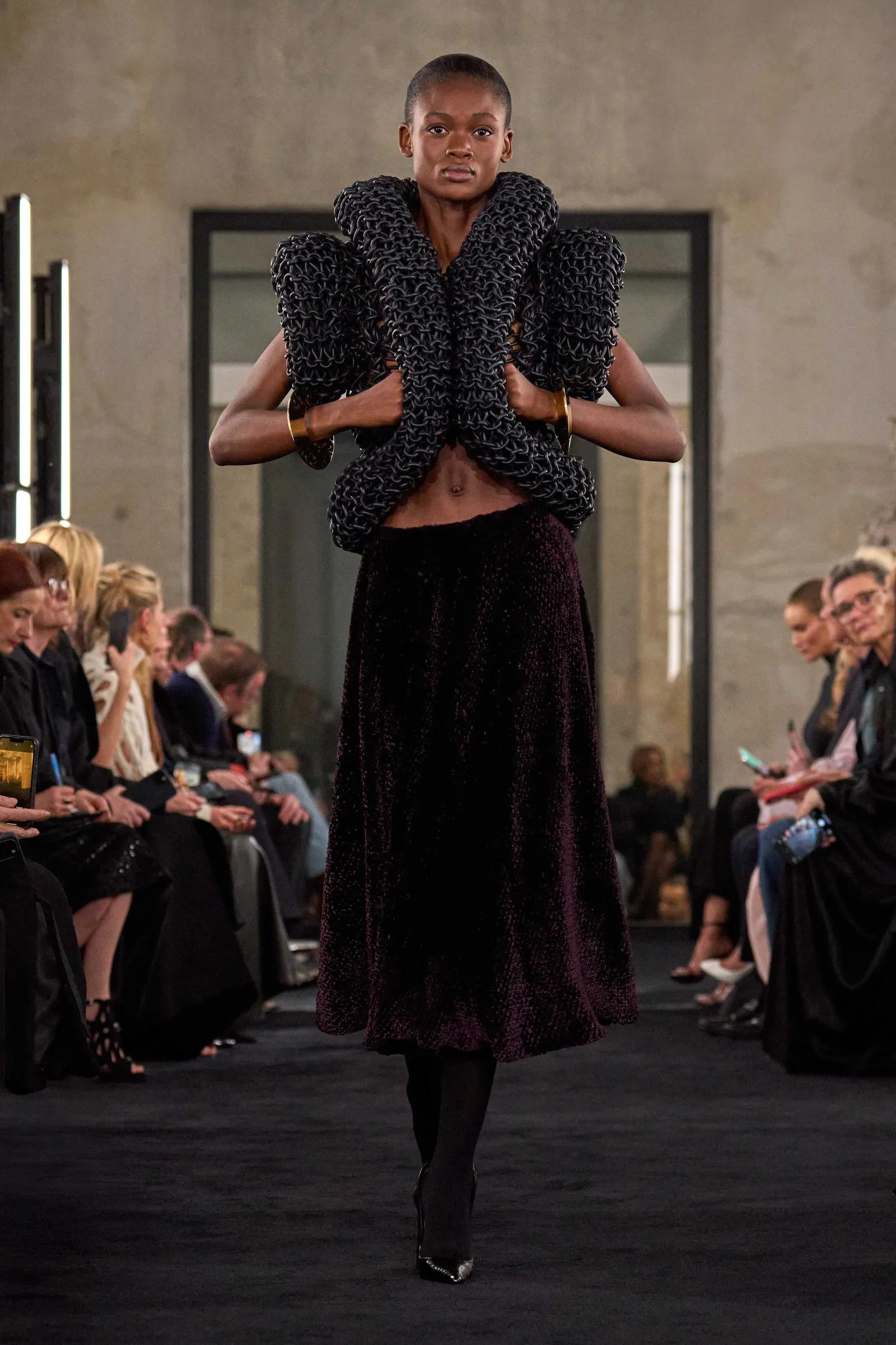 00007-alaia-fall-2025-ready-to-wear-credit-brand_27_11zon