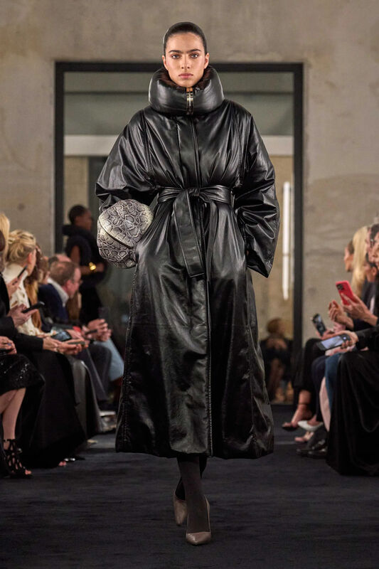 00006-alaia-fall-2025-ready-to-wear-credit-brand_26_11zon