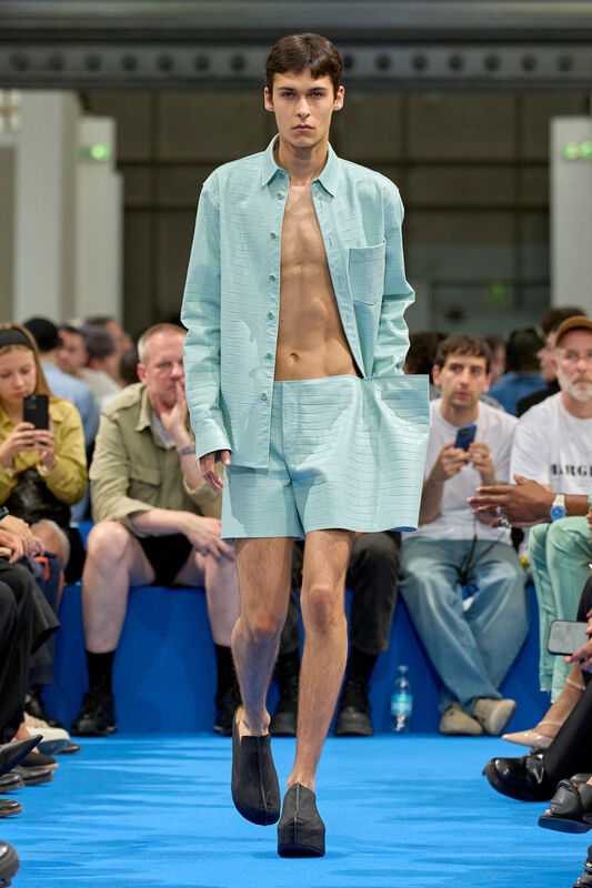 JW Anderson Resort S24 004