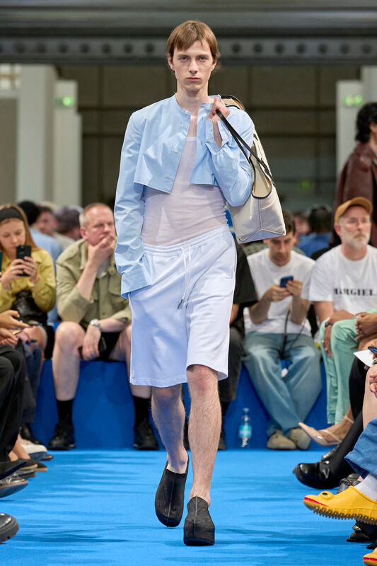 JW Anderson Resort S24 009