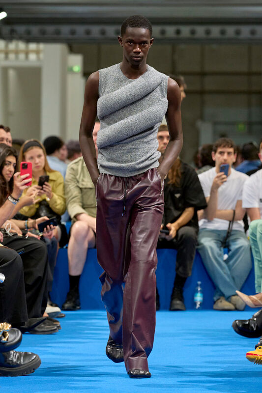 JW Anderson Resort S24 012