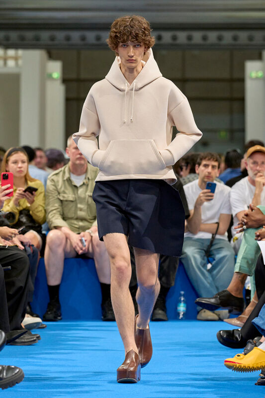JW Anderson Resort S24 016