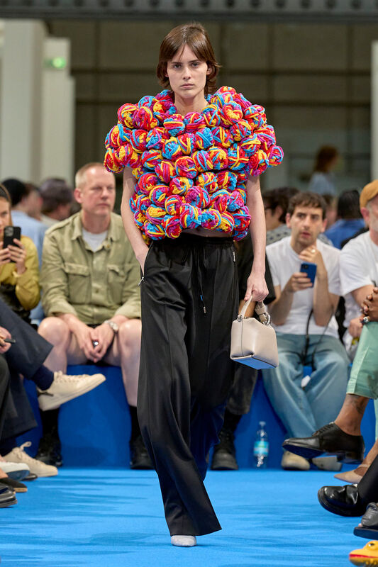 JW Anderson Resort S24 026