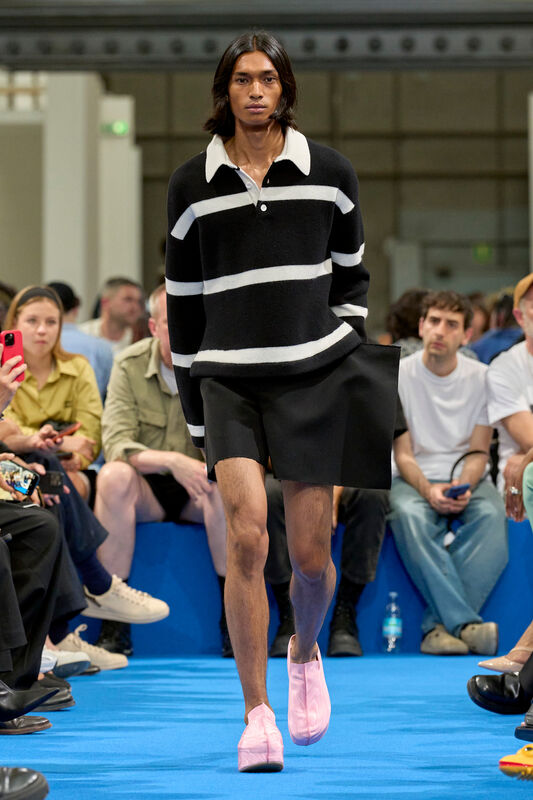 JW Anderson Resort S24 042