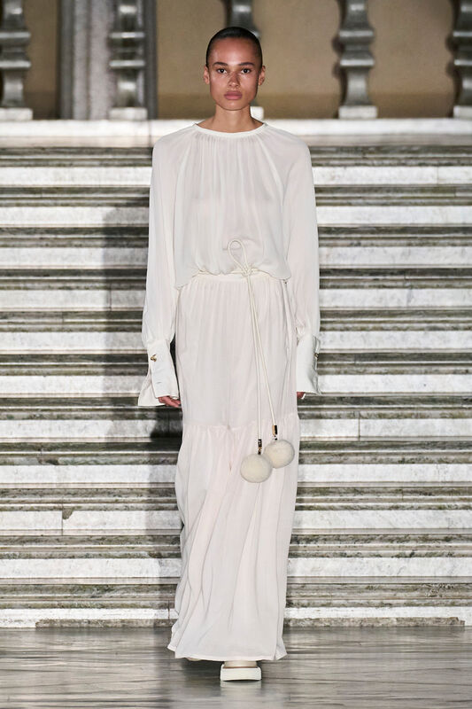 Max Mara Resort PO S24 024