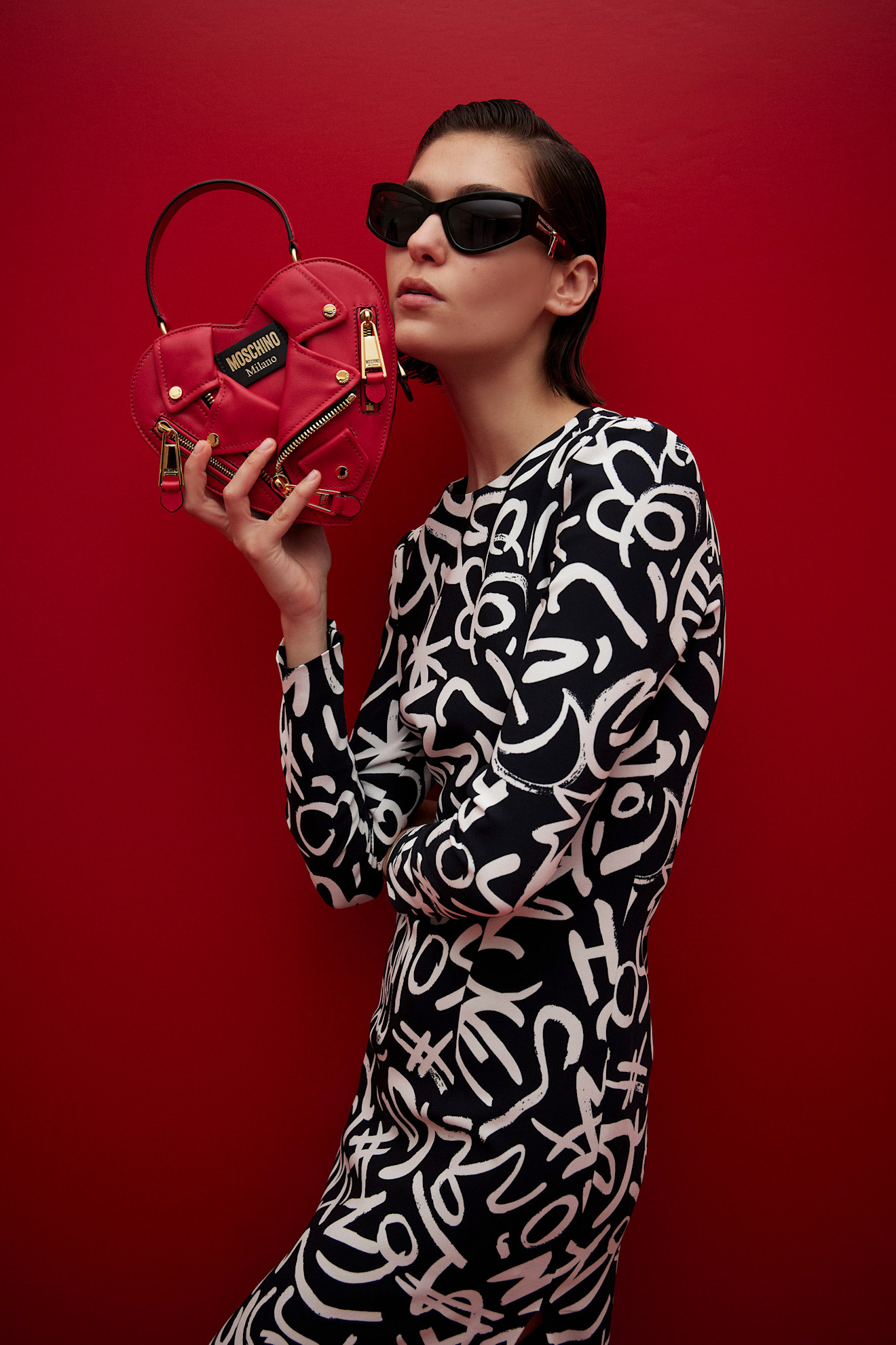 Moschino Resort PO S24 033