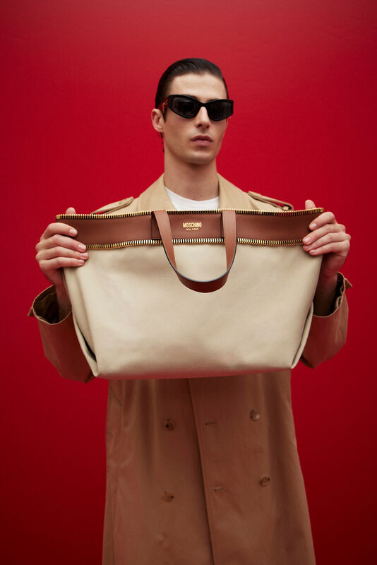 Moschino Resort PO S24 008