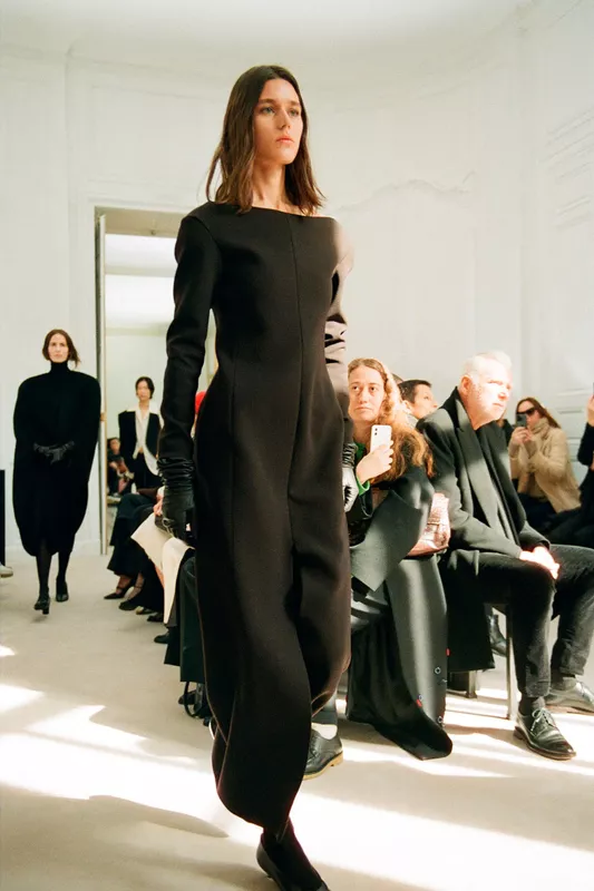 00033-the row-resort-2024-credit-brand