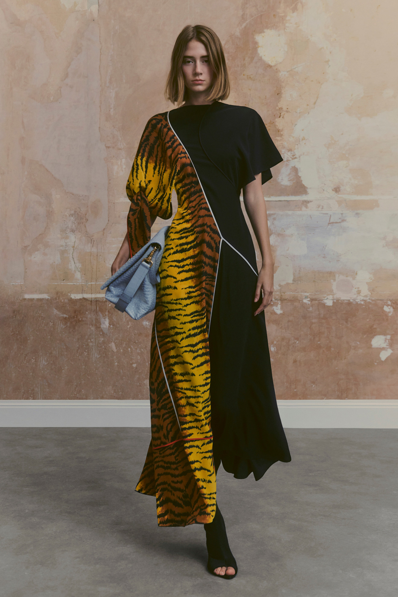 Victoria Beckham Resort PO S24 016