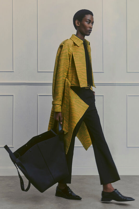 Victoria Beckham Resort clp PO S24 003