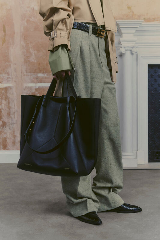 Victoria Beckham Resort clp PO S24 006