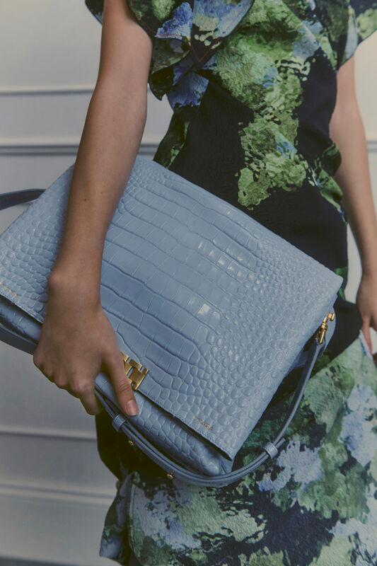Victoria Beckham Resort clp PO S24 010