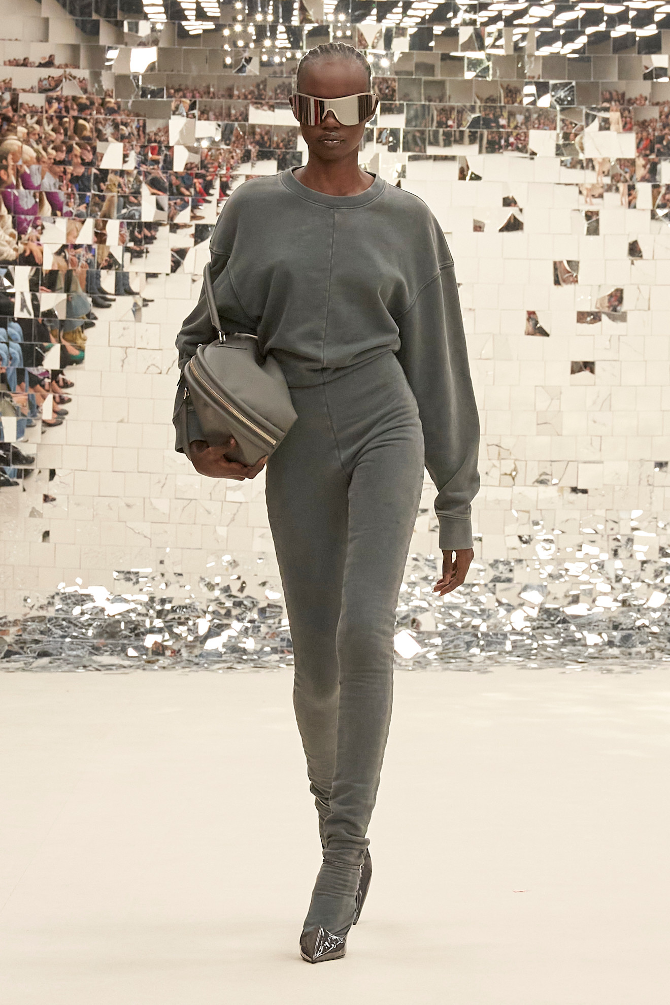 Acne S24 005