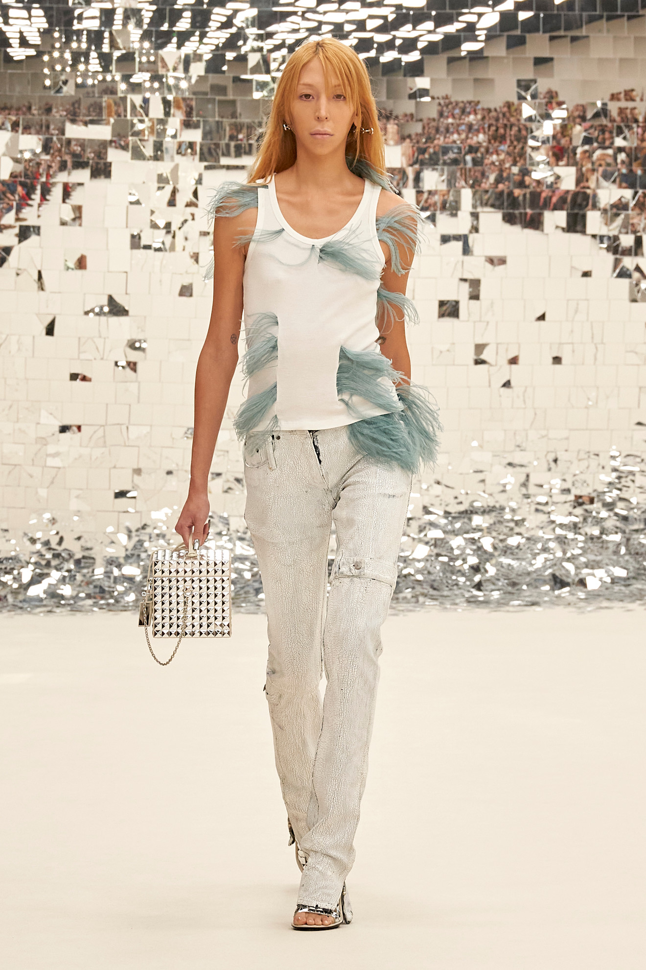 Acne S24 015