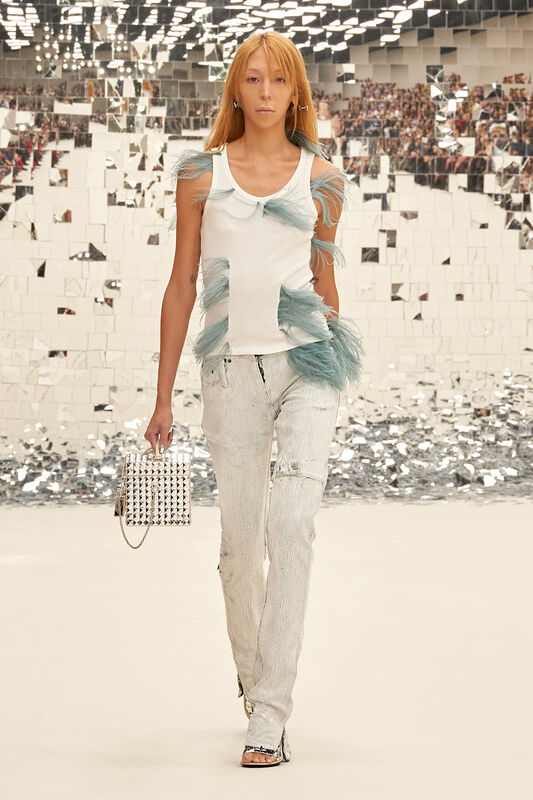 Acne S24 015