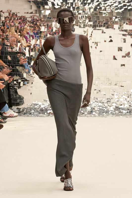 Acne S24 041