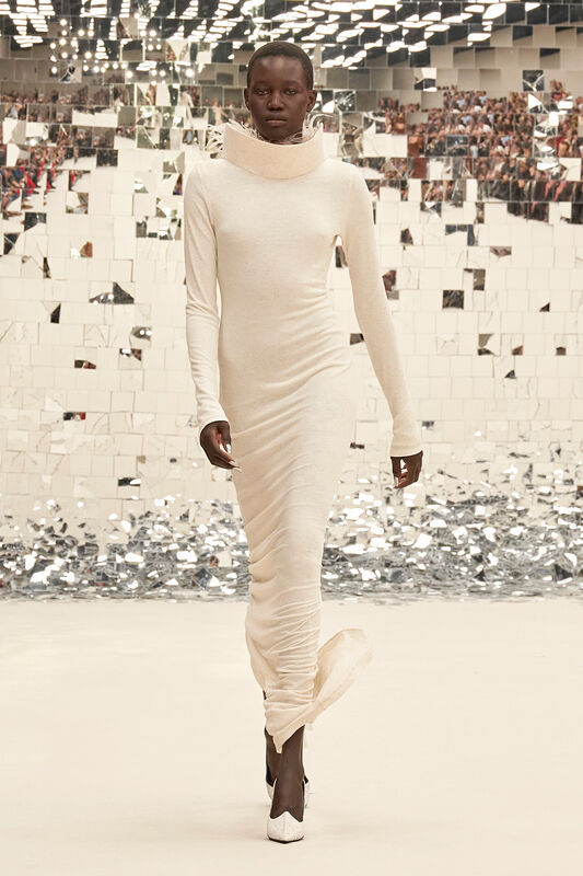 Acne S24 047