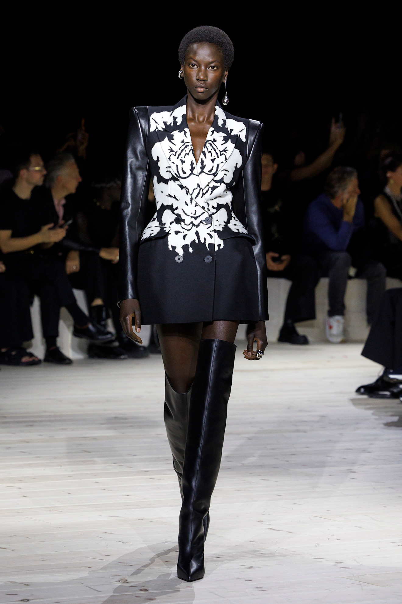 McQueen PO S24 028