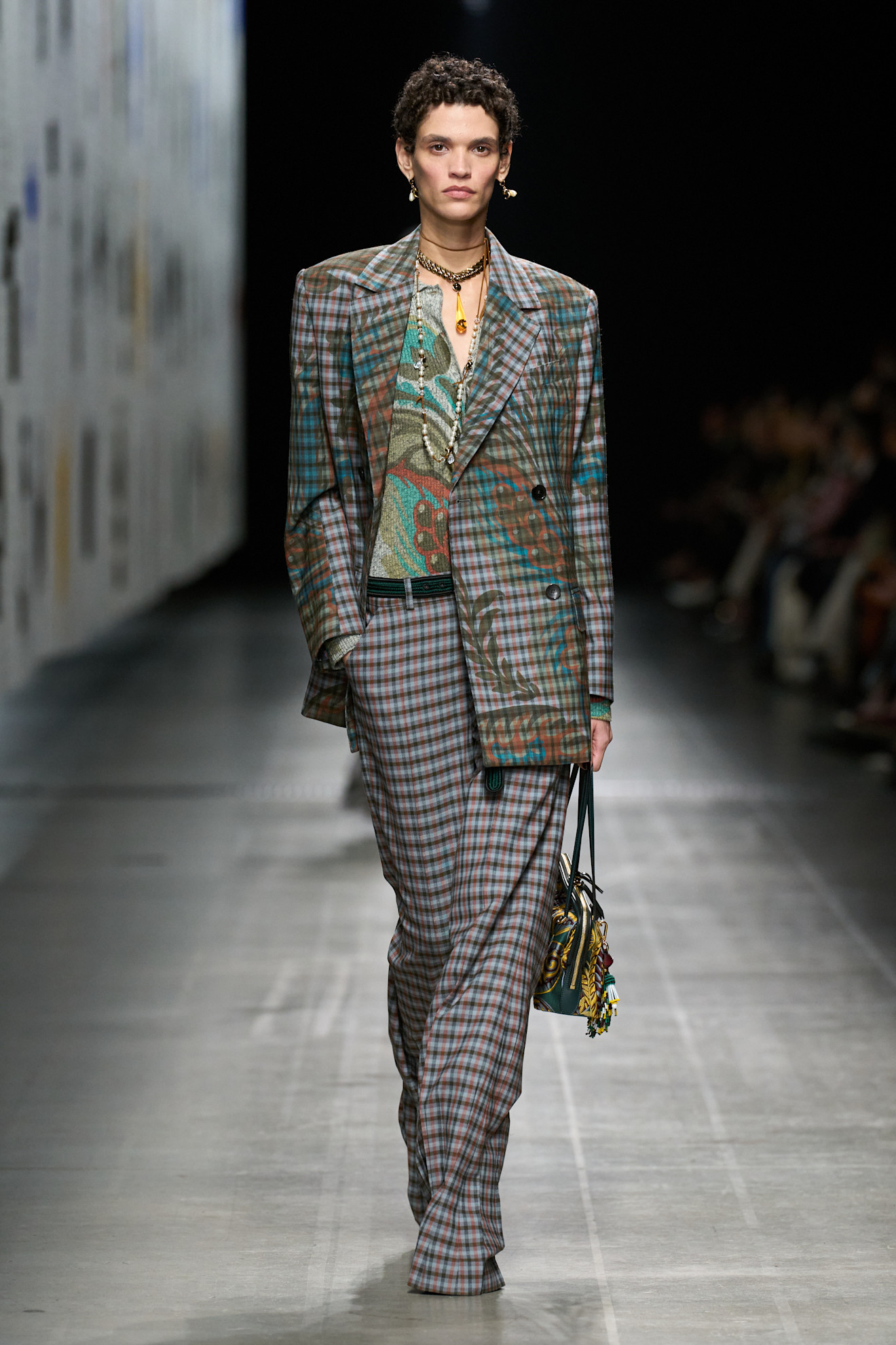 Etro F25 047