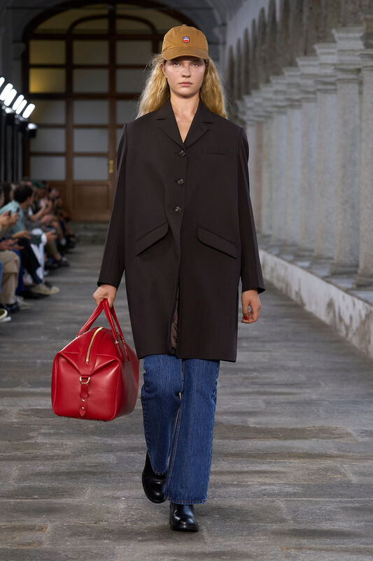 Bally S24 011