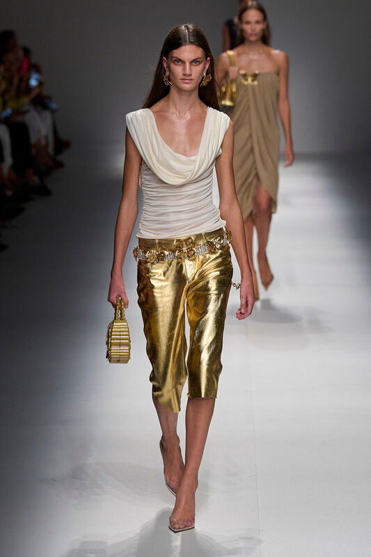 Blumarine S24 004