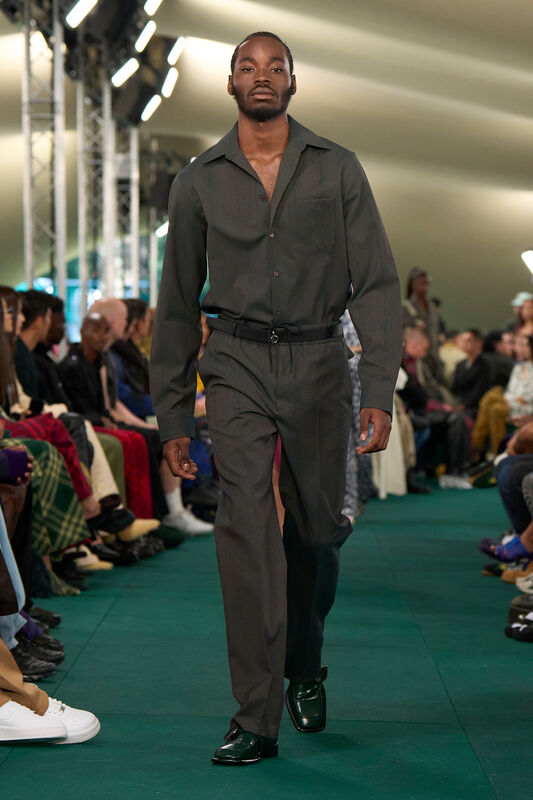 Burberry S24 034