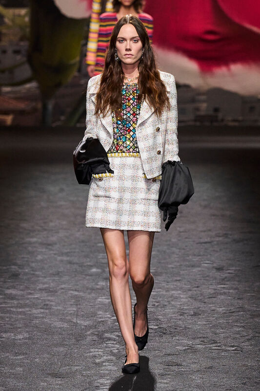 Chanel S24 014