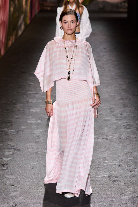 Chanel S24 021
