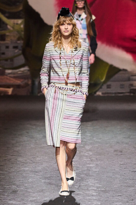Chanel S24 025