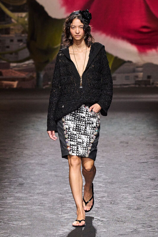 Chanel S24 050