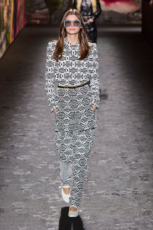 Chanel S24 054