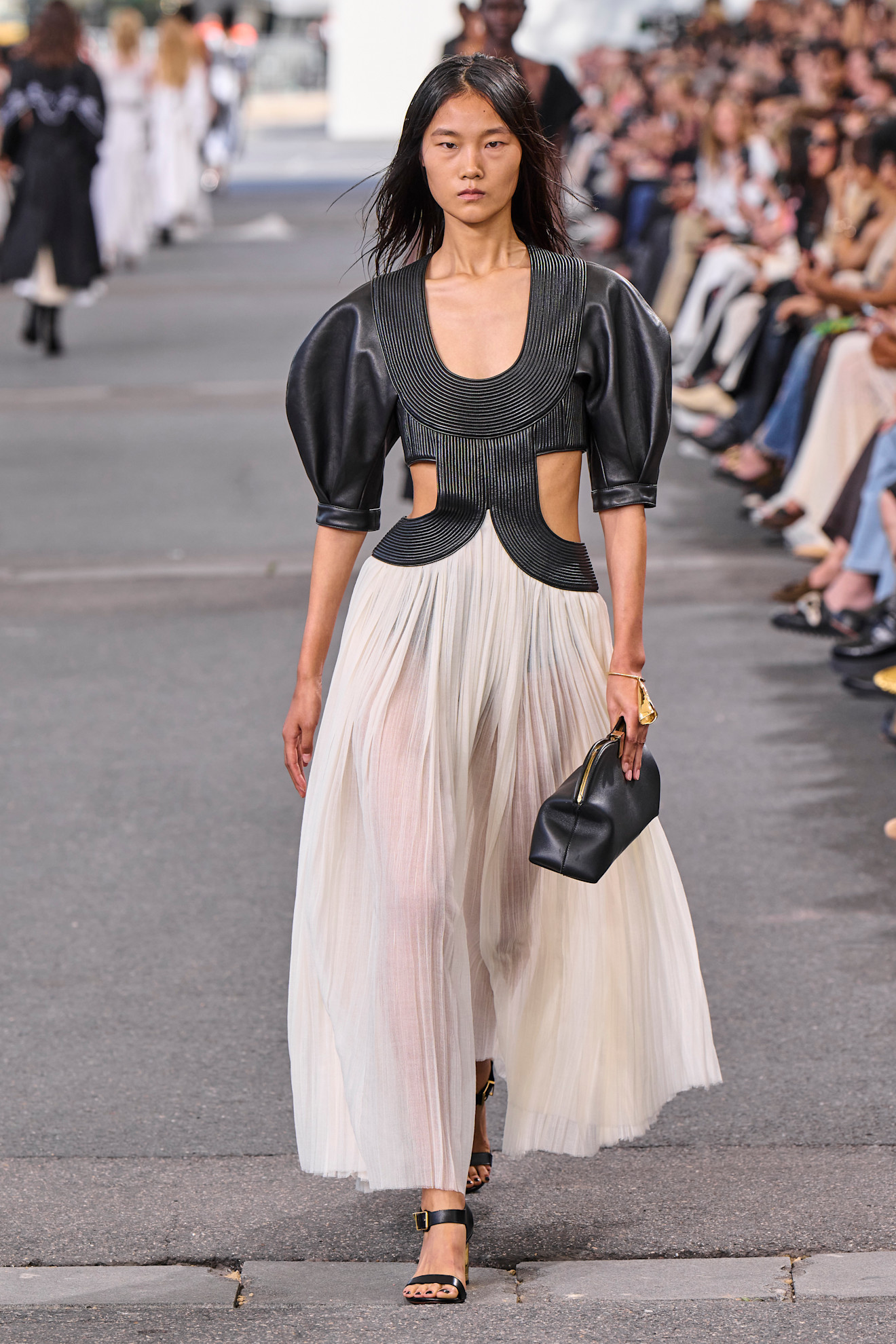Chloe S24 037