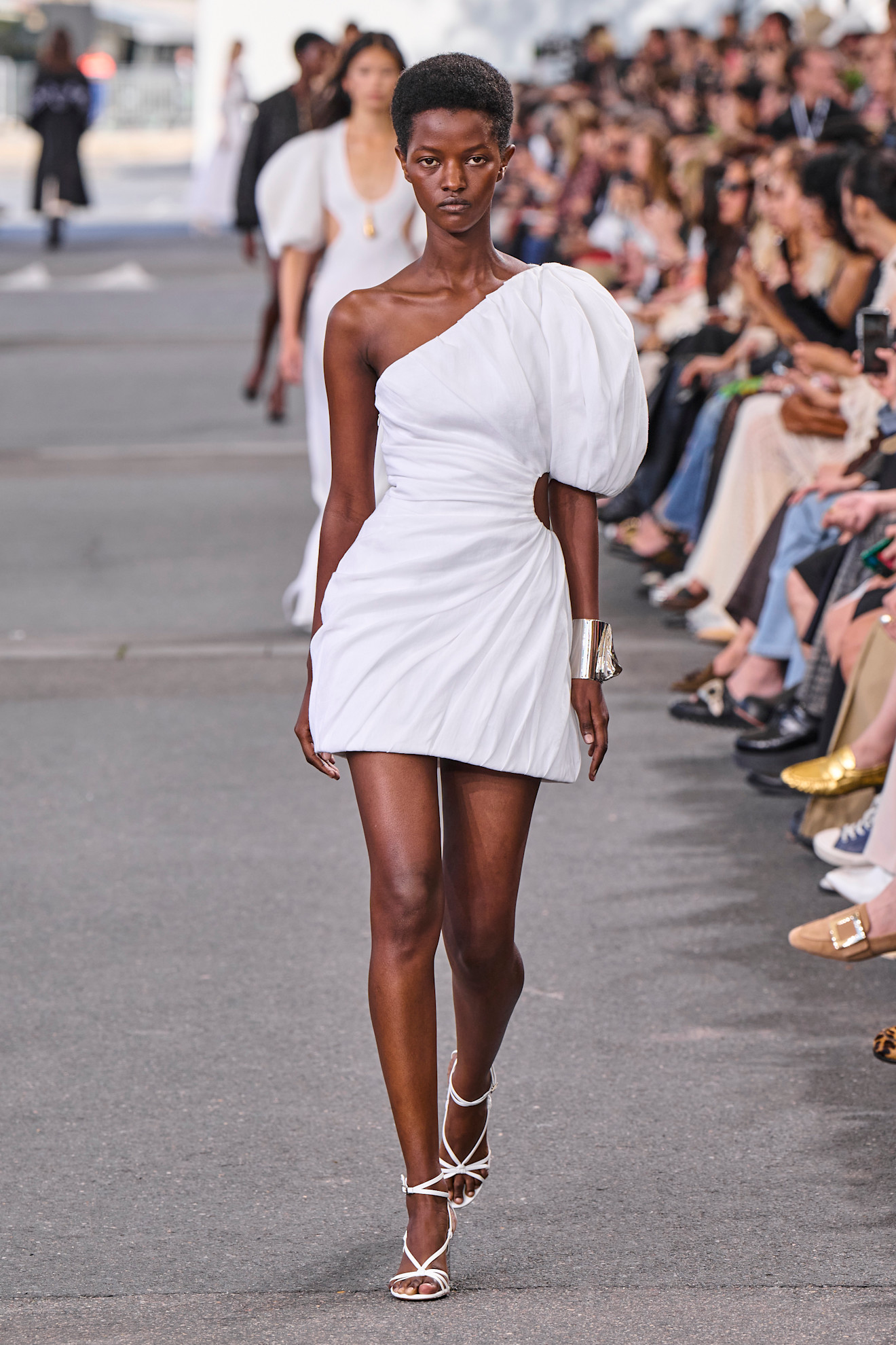 Chloe S24 041