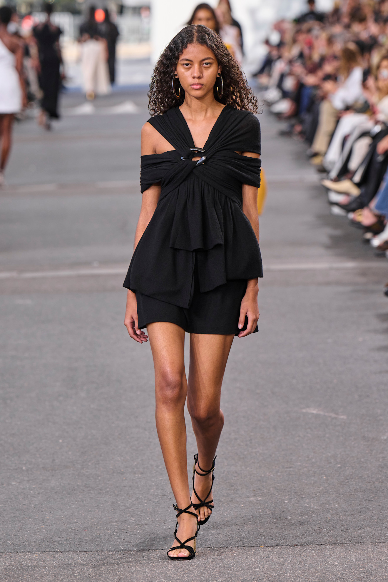 Chloe S24 047