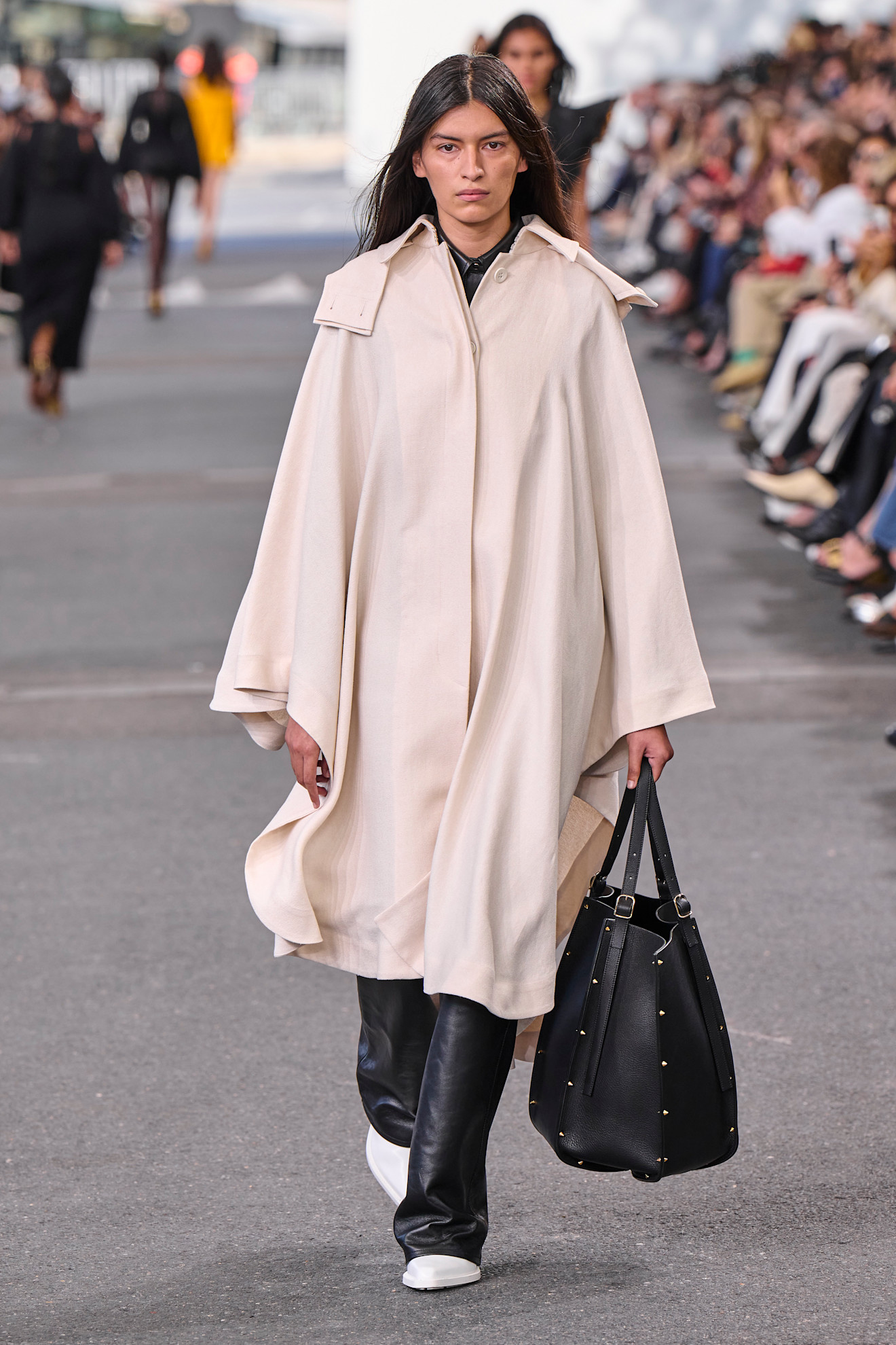Chloe S24 063